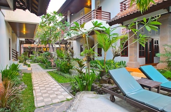 Puri Sading Hotel,Denpasar>>Bali,3 star