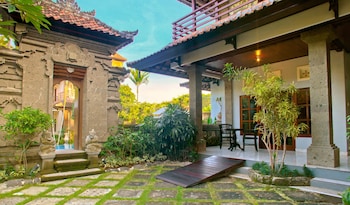 Puri Sading Hotel,Denpasar>>Bali,3 star