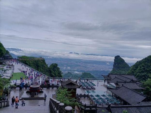 home inn zhangjiajie railway station