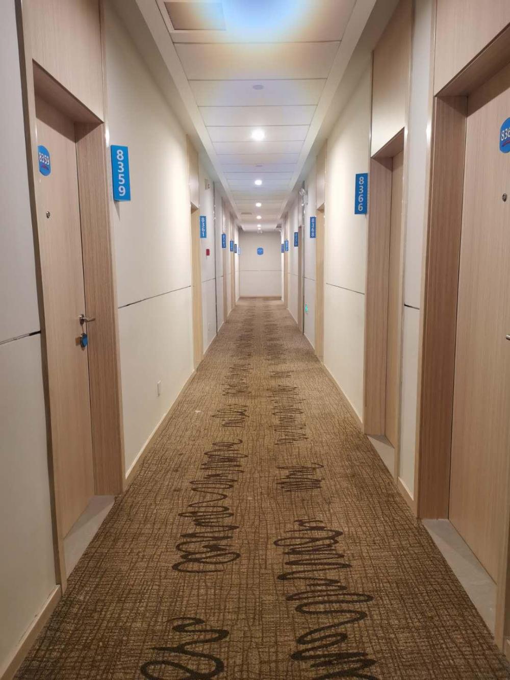 hanting hotel luan red street pedestrian street
