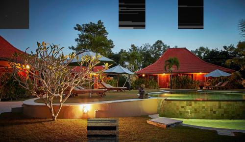 three monkeys villas