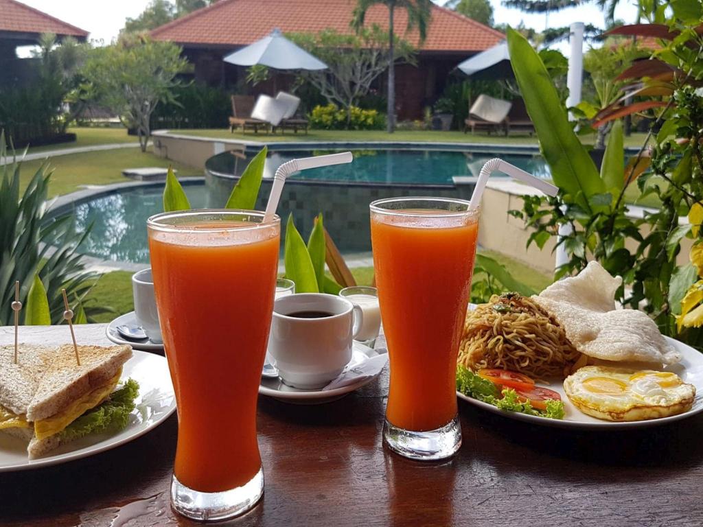 three monkeys villas