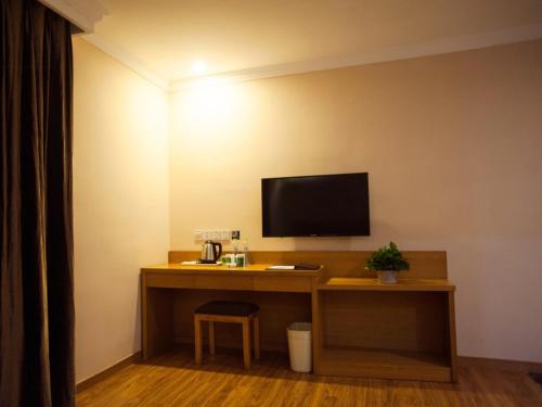 greentree alliance zhejiang huzhou changxing zhebei business square hotel
