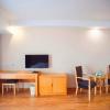 greentree alliance zhejiang huzhou changxing zhebei business square hotel