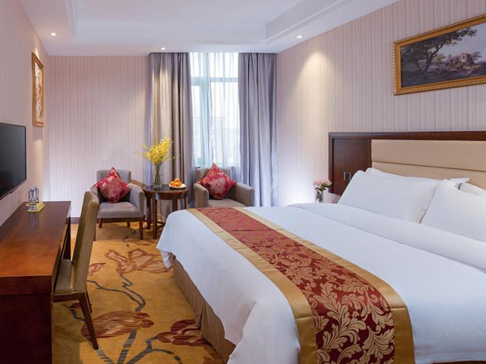 vienna hotel shenzhen gongming bus station