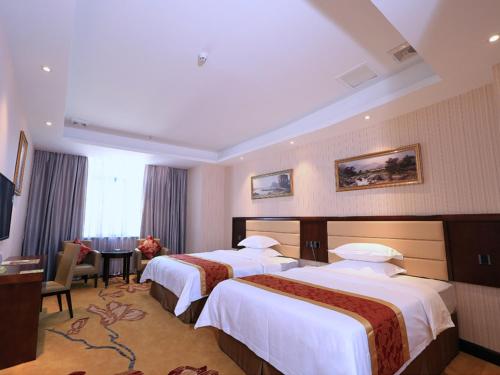 vienna hotel shenzhen gongming bus station