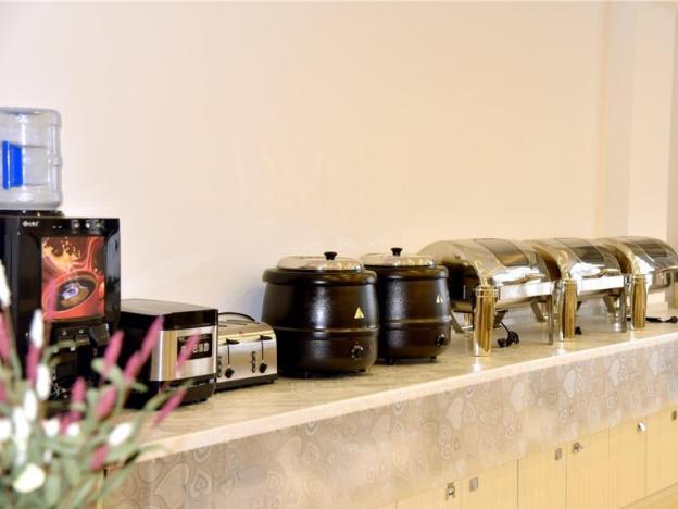 greentree inn baoding city anguo city baoheng road