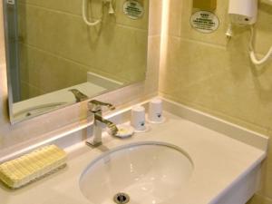 greentree inn baoding city anguo city baoheng road