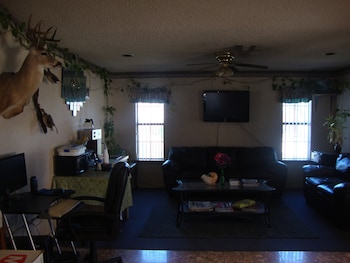 pleasanton executive inn