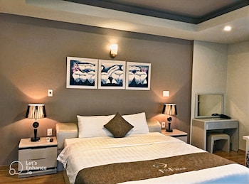 fandf hotel