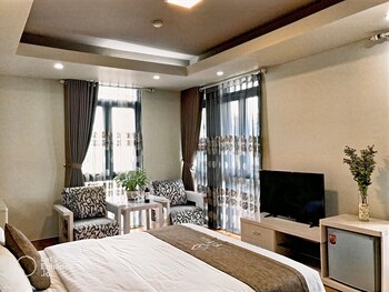 fandf hotel