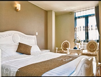 fandf hotel