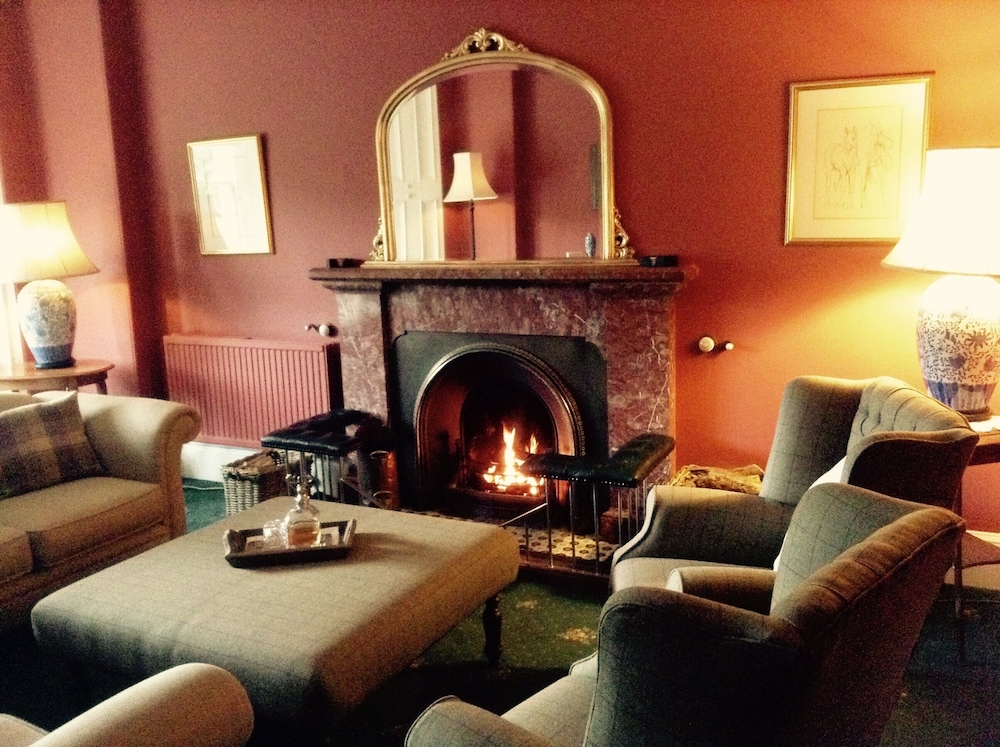 craigroyston house and lodge