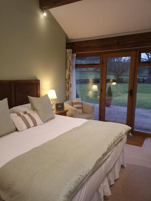 green grove country house