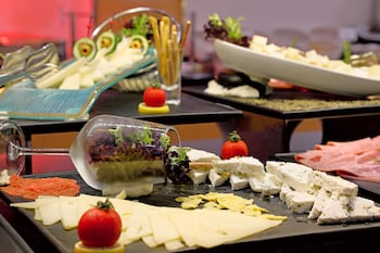 port bosphorus hotel