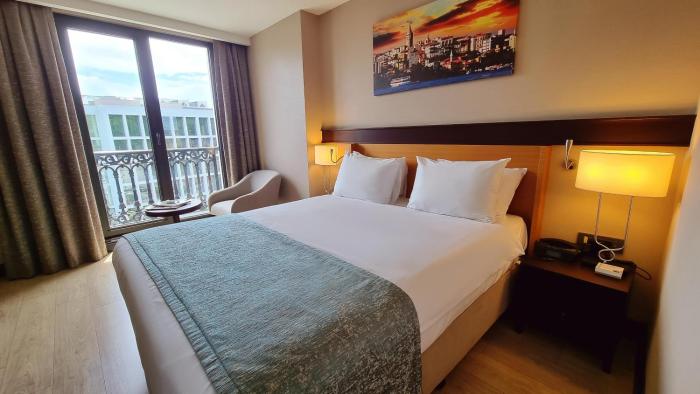 port bosphorus hotel