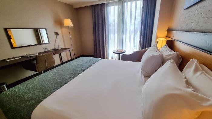 port bosphorus hotel