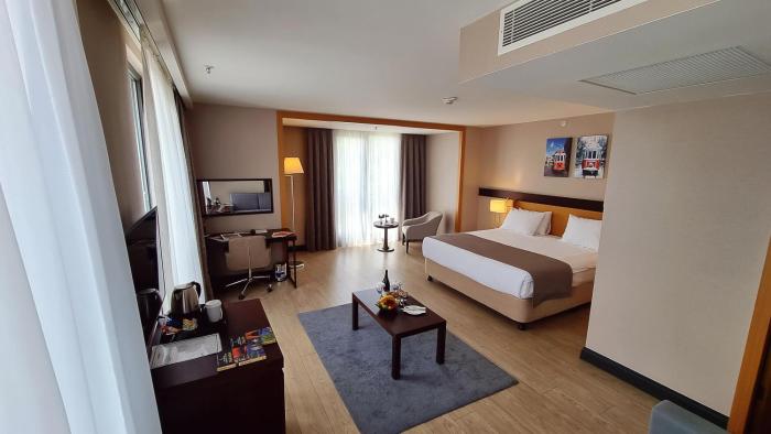 port bosphorus hotel