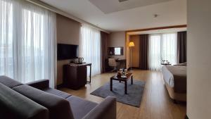 port bosphorus hotel