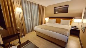 port bosphorus hotel