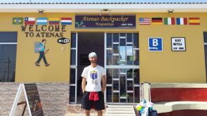 atenas backpacker hospedaje