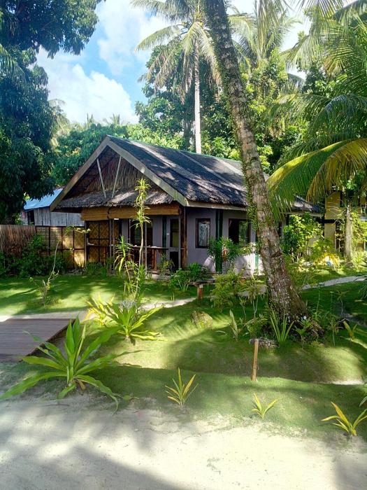 eddies beach resort siargao