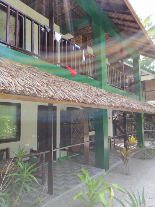 eddies beach resort siargao