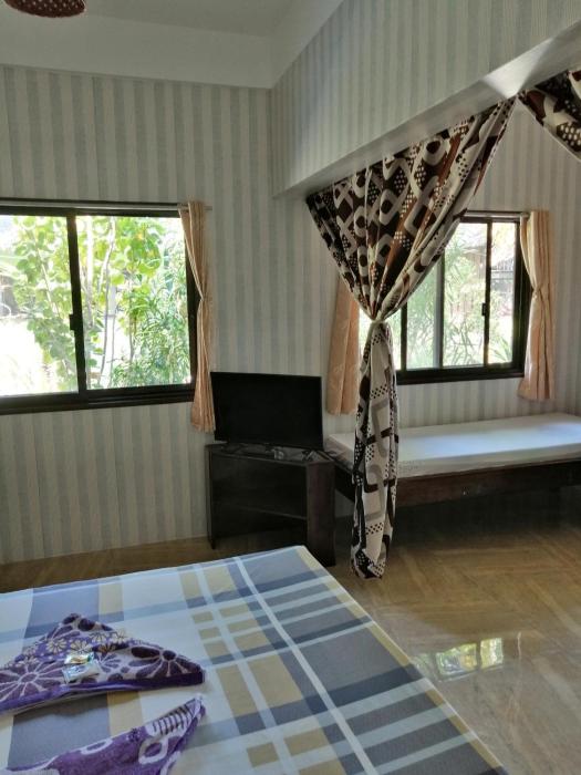 eddies beach resort siargao
