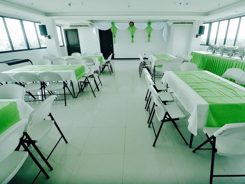 green banana business hotel