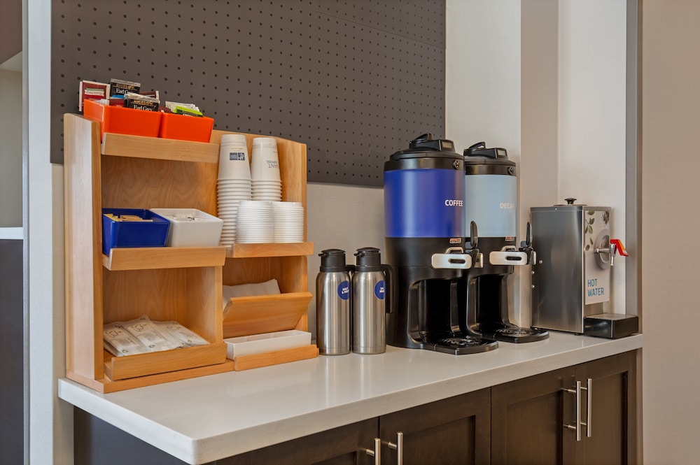 holiday inn express hotel and suites barrie by ihg
