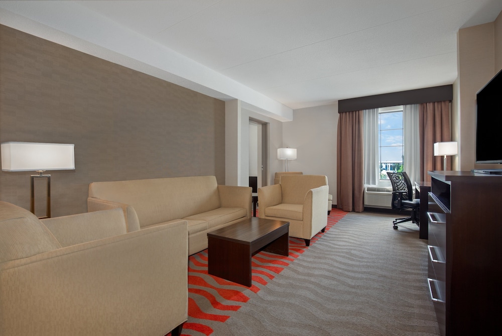 holiday inn express hotel and suites barrie by ihg