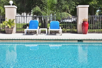 Holiday Inn Express Bartow By Ihg,Lakeland - Winter Haven>>Bartow,3 star