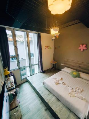hotel flora plus