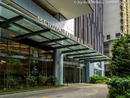 resort hostel in city