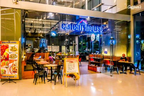 resort hostel in city