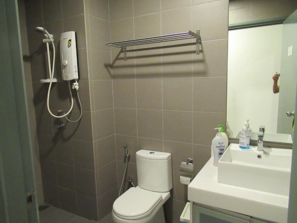 resort hostel in city