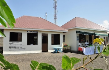 uhuru 50 hotel