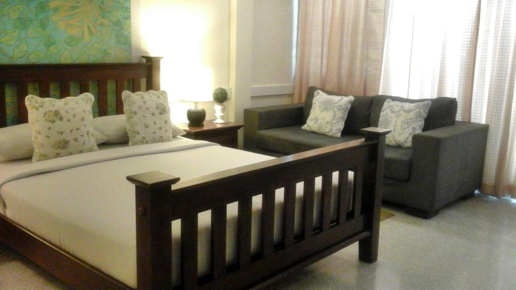 sirithani hotel