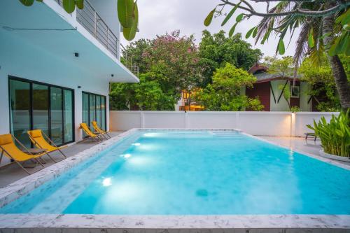 phi phi ton sai place