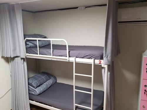 able guesthouse hongdae