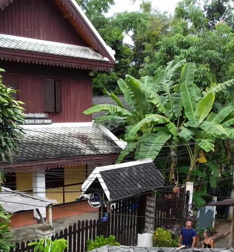villay vanh place house