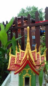 villay vanh place house