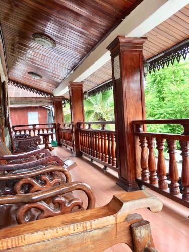 villay vanh place house