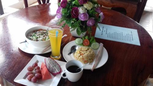 villay vanh place house