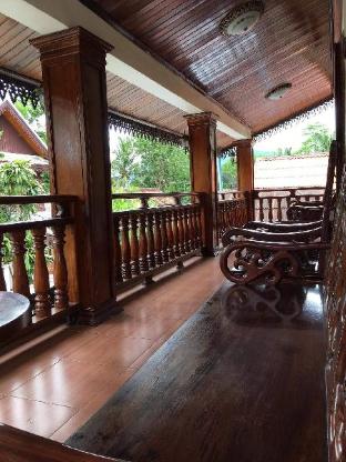villay vanh place house