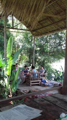 villay vanh place house
