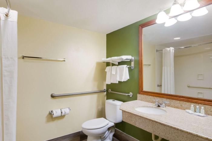quality inn baytown near houston raceway park