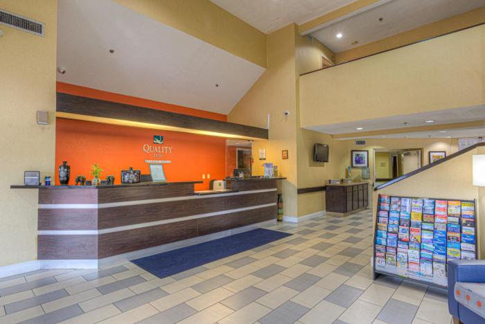 quality inn baytown near houston raceway park