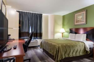 quality inn baytown near houston raceway park
