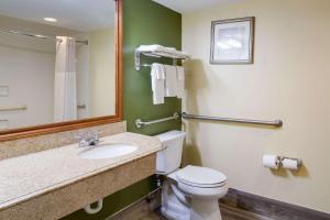 quality inn baytown near houston raceway park
